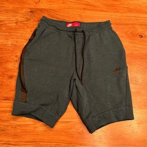 Nike Sportswear Fleece Shorts - Size Small